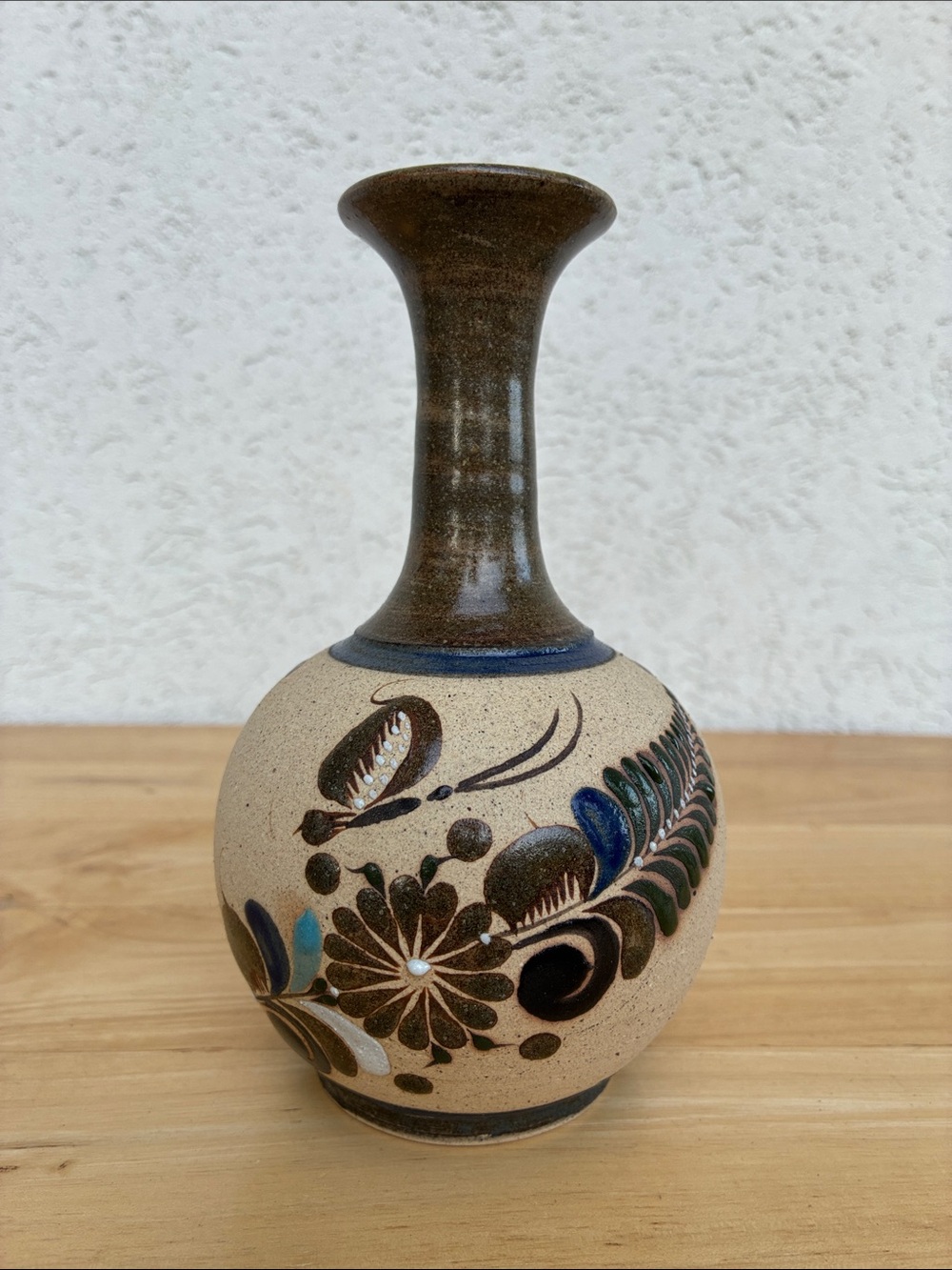 Mexican pottery Handcrafted ceramic Vase in Brown and Blue  signed